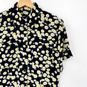 Escada Daisy Vintage Silk Fitted button Down Blouse